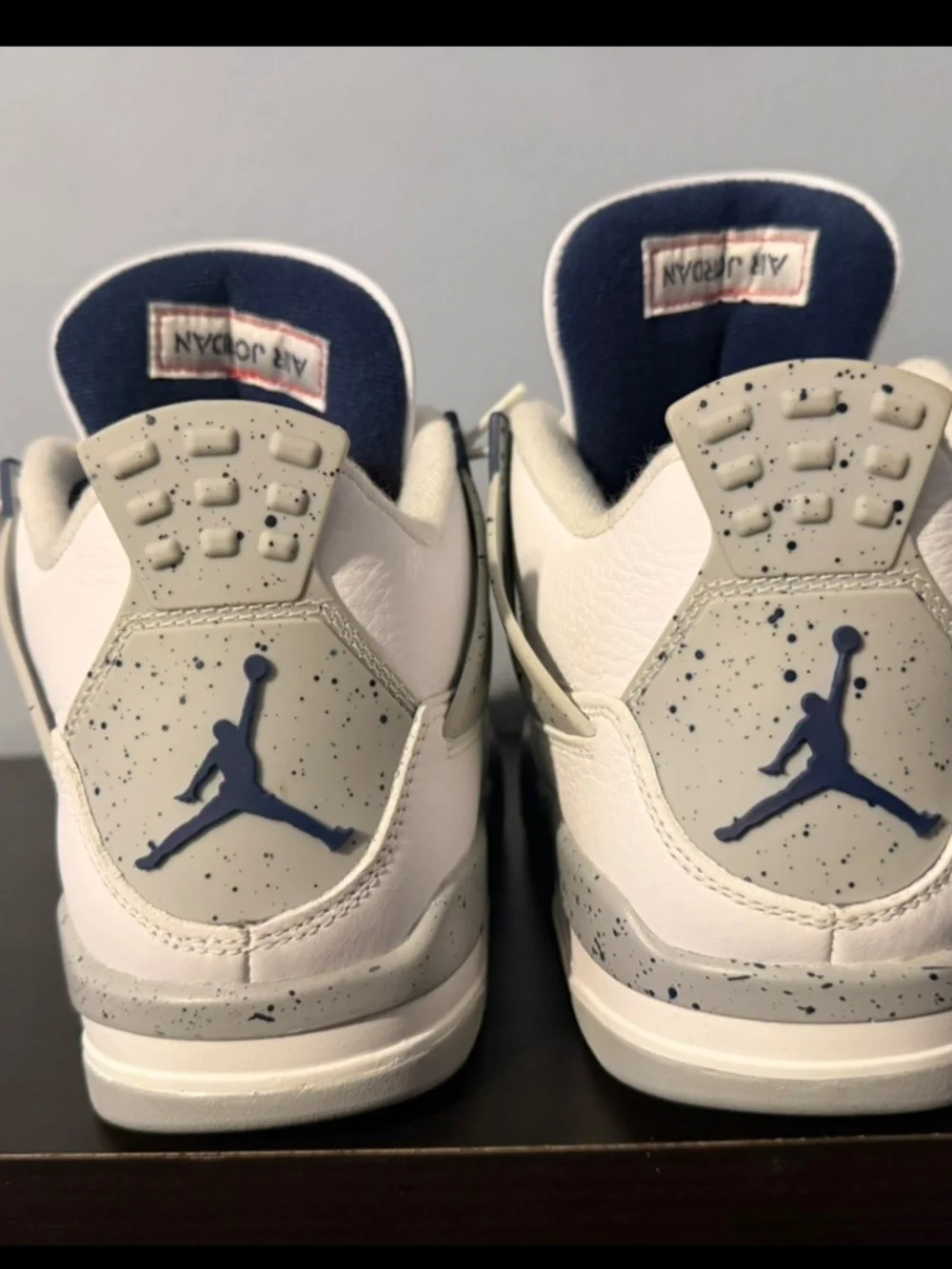 Air Jordan 4 Retro - White/Obsidian Men’s Basketball Shoes